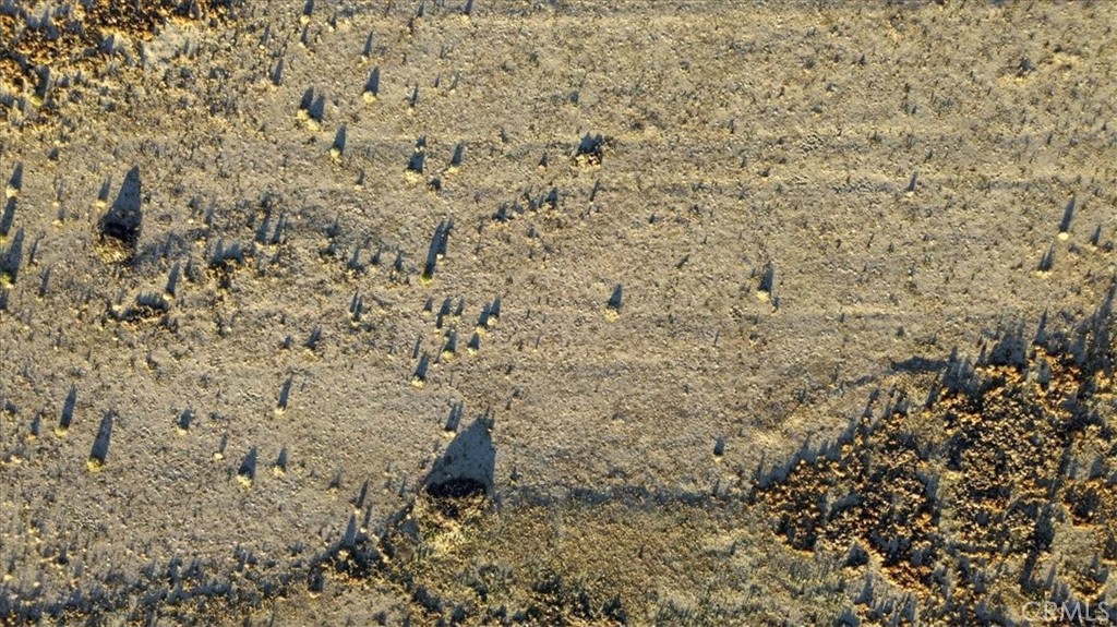 https://media.crmls.org/medias/404dc45d-7914-4661-bce3-c801a8fc2442.jpg?preset=X-Large