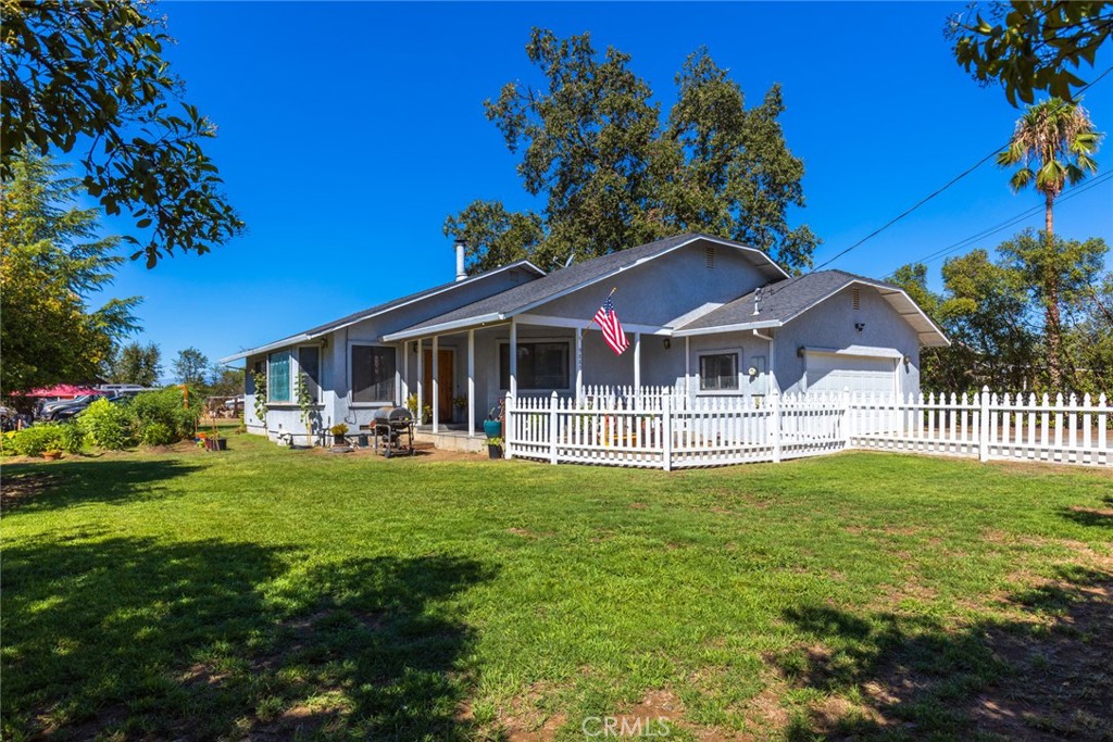 9885 Ashurst Street, Proberta, CA 96078
