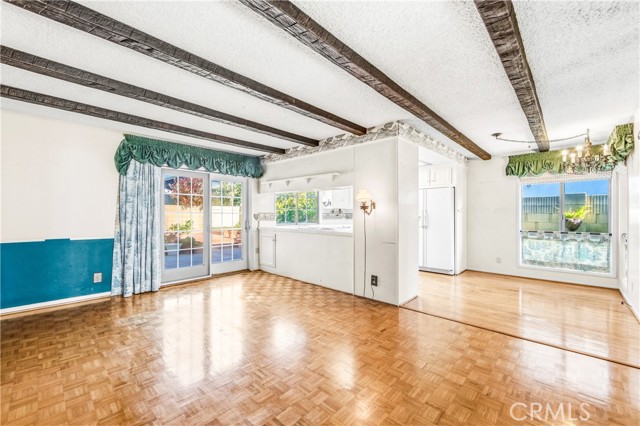 Detail Gallery Image 11 of 46 For 4501 Fir, Seal Beach,  CA 90740 - 4 Beds | 2 Baths