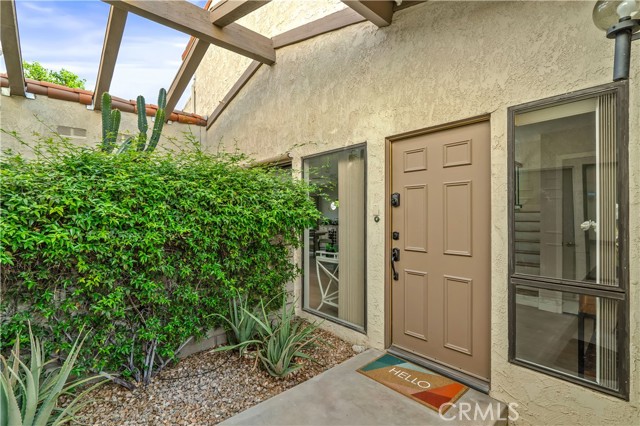 45436 Driftwood Drive, Palm Desert CA: https://media.crmls.org/medias/404f360a-9bfa-47bb-8ee9-8fd62f579211.jpg