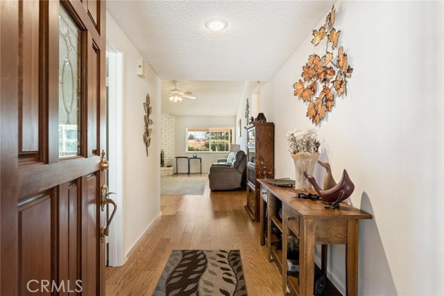 Detail Gallery Image 7 of 39 For 2059 Silver Oaks Way, Hemet,  CA 92545 - 2 Beds | 2 Baths