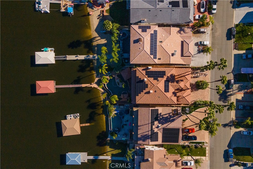 https://media.crmls.org/medias/404f8c13-6493-4c6e-8f6a-70bfea5d383e.jpg?preset=X-Large