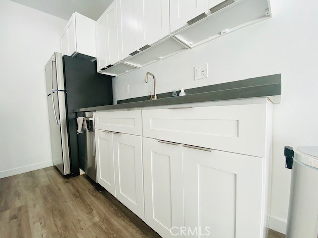Detail Gallery Image 6 of 12 For 11422 Iowa Ave #9,  Los Angeles,  CA 90025 - 2 Beds | 2 Baths