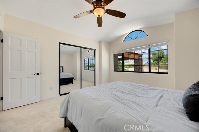 11915 Redwood Avenue, Hesperia CA: https://media.crmls.org/medias/4050e8b1-3c61-4140-b4c4-f200e34b3e51.jpg