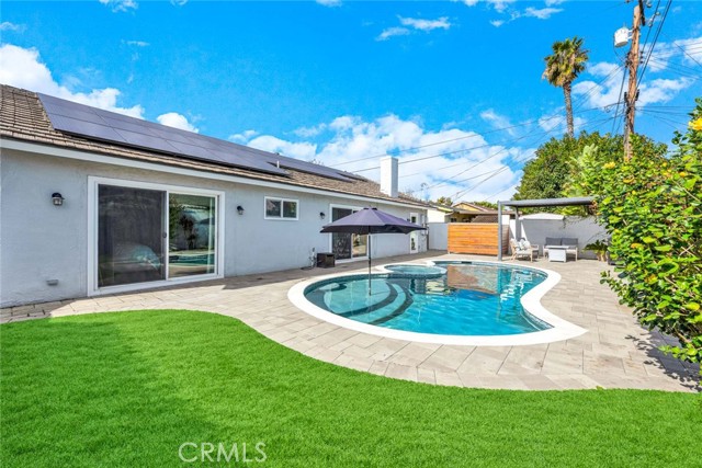 Detail Gallery Image 3 of 26 For 677 N Clinton St, Orange,  CA 92867 - 3 Beds | 2 Baths