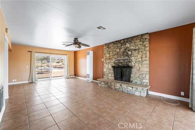 Detail Gallery Image 7 of 32 For 61375 Latham Trl, Joshua Tree,  CA 92252 - 3 Beds | 2 Baths