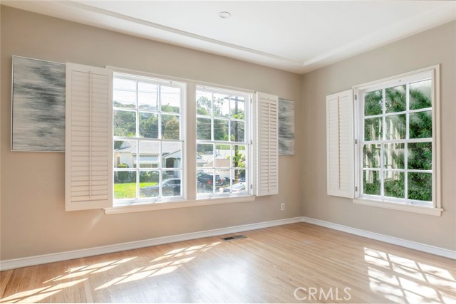 Detail Gallery Image 37 of 37 For 2737 Rustic Ln, Glendale,  CA 91208 - 1 Beds | 1 Baths