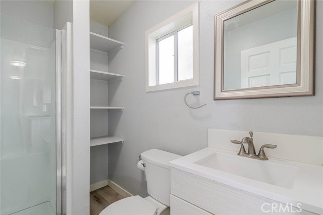 Detail Gallery Image 11 of 18 For 301 E Alameda Ave a,  Burbank,  CA 91502 - 1 Beds | 1 Baths