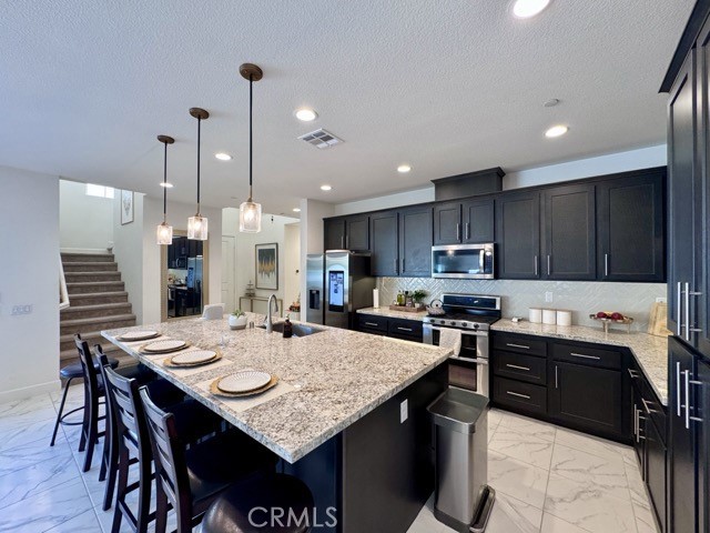 38572 Rosegate Place, Murrieta CA: https://media.crmls.org/medias/4053f4f0-ad3e-443a-a9de-f5ad3e2a7166.jpg