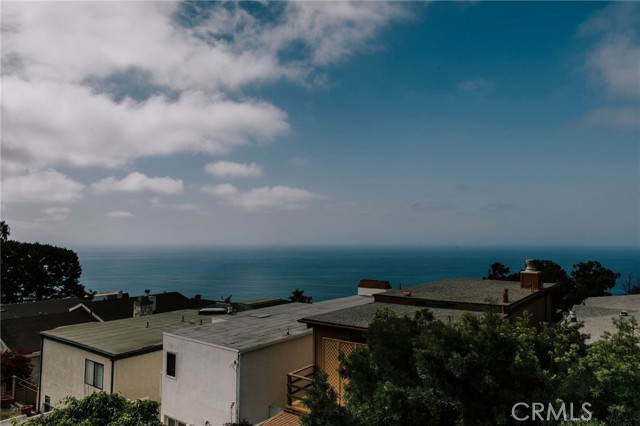 Detail Gallery Image 6 of 18 For 989 La Mirada, Laguna Beach,  CA 92651 - 3 Beds | 2 Baths