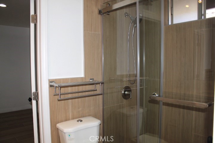 https://media.crmls.org/medias/405560e8-68f7-477f-8922-9b6eacbb490c.jpg?preset=X-Large