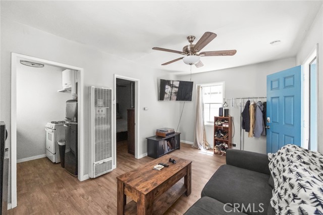 632 Leebert Way, Crestline CA: https://media.crmls.org/medias/405611a6-ee80-43a7-ad89-9670ea143fdc.jpg