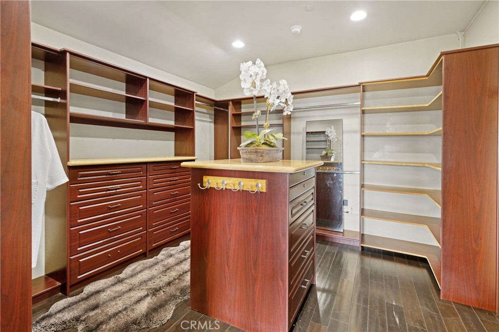 MLS #NP26143051 image #35