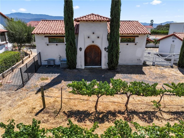 Detail Gallery Image 3 of 35 For 33735 Madera De Playa, Temecula,  CA 92592 - 3 Beds | 2/1 Baths