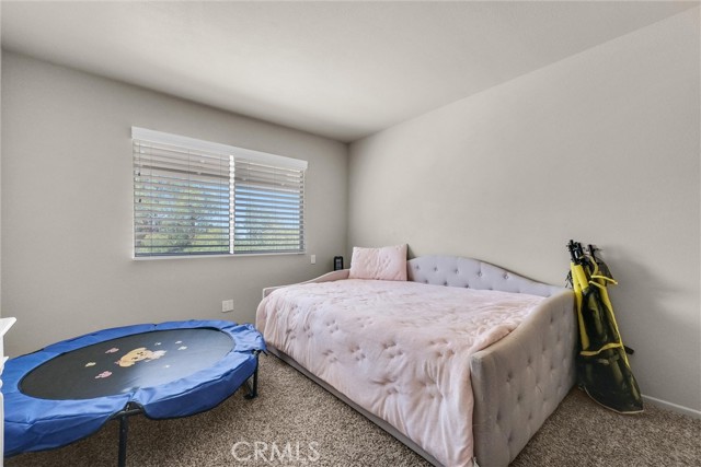 18623 Chickory Drive, Riverside CA: https://media.crmls.org/medias/4057e89f-bd70-4dd4-9084-10707aff5d2d.jpg