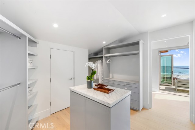 Detail Gallery Image 27 of 47 For 3130 Breakers, Corona Del Mar,  CA 92625 - 3 Beds | 2/1 Baths