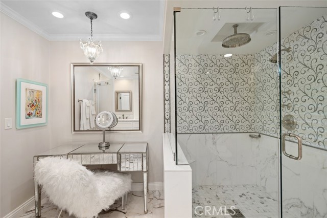 357 N Mayflower Avenue, Monrovia CA: https://media.crmls.org/medias/405b18c2-4b88-4575-9b72-48f37baeb489.jpg