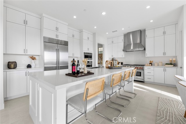 118 sunnybank Boulevard, Irvine CA: https://media.crmls.org/medias/405c7187-2950-4adb-af92-13b1ea8f54c8.jpg