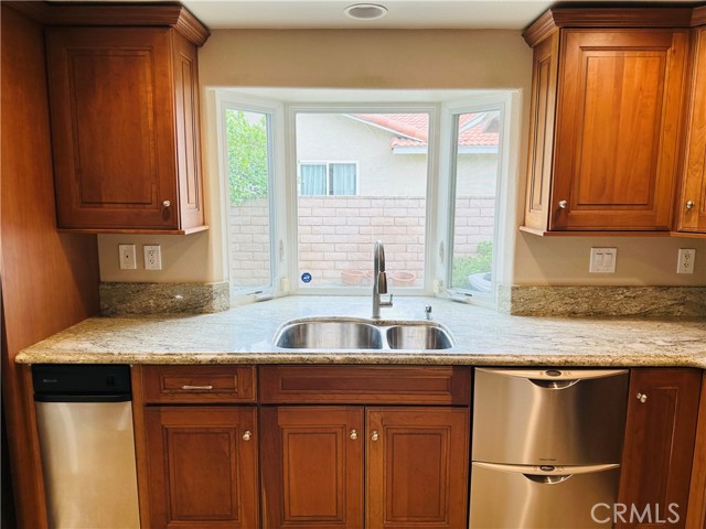 26051 Lawton Avenue, Loma Linda CA: https://media.crmls.org/medias/405ddda2-6d15-40e4-a2bc-195eb45828c8.jpg