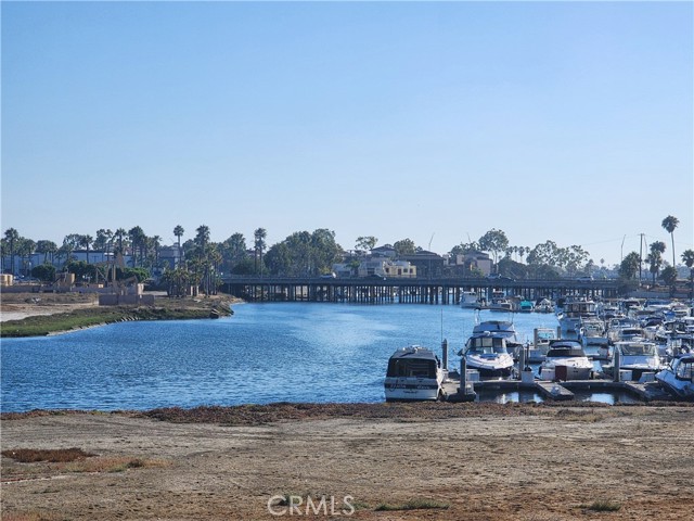 6245 E Marina View Drive, Long Beach CA: https://media.crmls.org/medias/405dec15-d0de-4ef1-8aad-76842c8a8c47.jpg