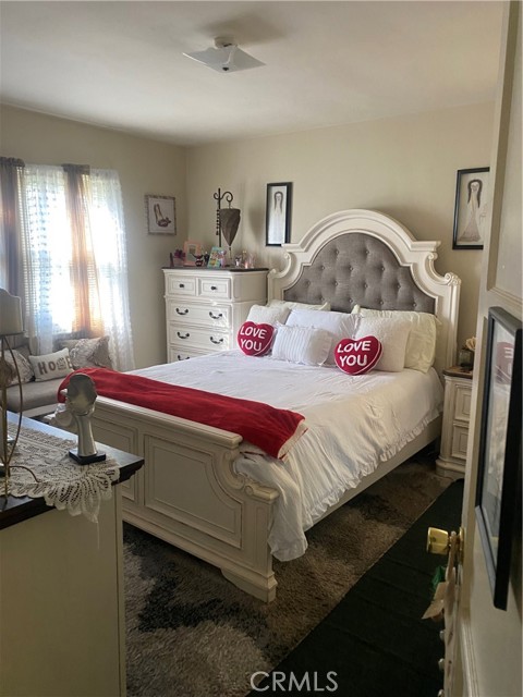 Detail Gallery Image 8 of 20 For 2115 W 102nd, Los Angeles,  CA 90047 - – Beds | – Baths