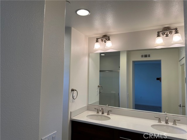 Detail Gallery Image 25 of 33 For 15641 66 Odyssey Dr #66,  Granada Hills,  CA 91344 - 3 Beds | 4 Baths