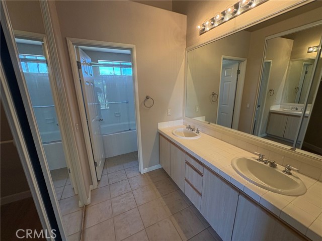 25 Via Falerno, Aliso Viejo CA: https://media.crmls.org/medias/405f5db5-f21a-4b35-9418-fde959ddd7da.jpg