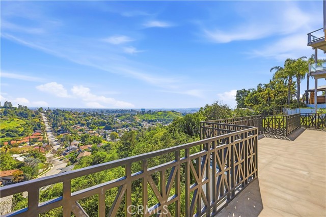 Image 28 of 36 For 2030 Hanscom Drive