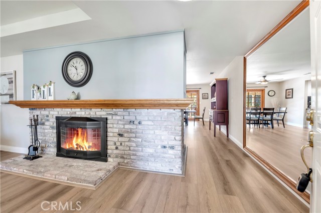 Detail Gallery Image 7 of 35 For 475 Termino, Corona,  CA 92879 - 4 Beds | 2 Baths