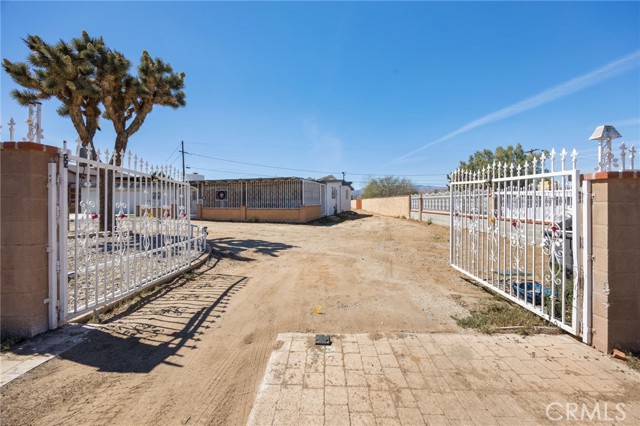 Detail Gallery Image 34 of 43 For 8054 Palm, Yucca Valley,  CA 92284 - 3 Beds | 2 Baths