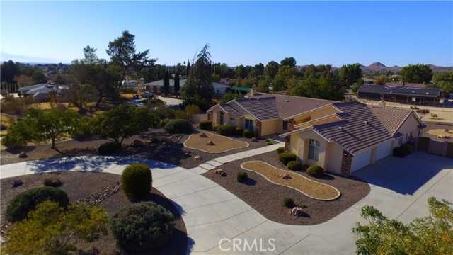 19640 Yanan Road, Apple Valley, California 92307, 4 Bedrooms Bedrooms, ,2 BathroomsBathrooms,Residential,For Sale,19640 Yanan Road,CRHD24211099