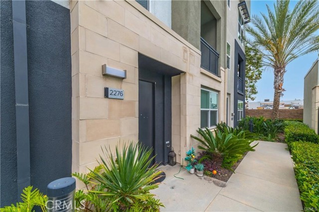 2276 Synergy, Irvine CA: https://media.crmls.org/medias/405fddfd-27aa-4612-955d-6565d3c2ee9c.jpg