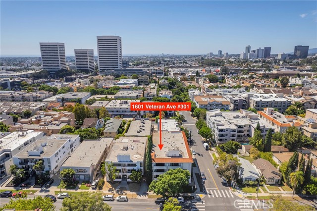 Detail Gallery Image 32 of 39 For 1601 Veteran Ave #301,  Los Angeles,  CA 90024 - 2 Beds | 2 Baths