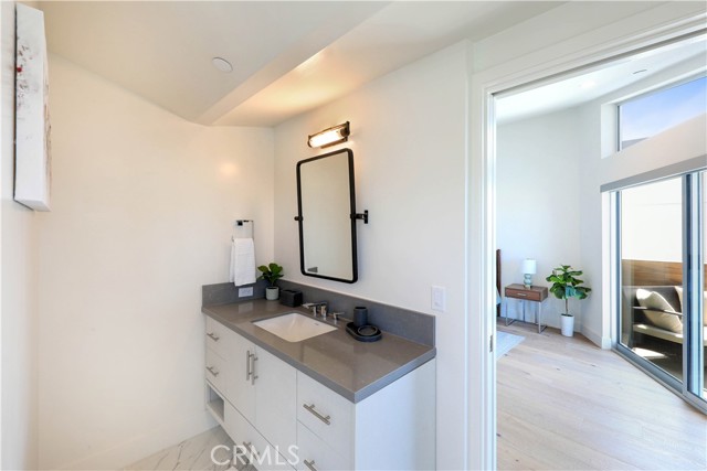 Detail Gallery Image 24 of 36 For 3920 E Coast Highway, Corona Del Mar,  CA 92625 - 3 Beds | 2/1 Baths