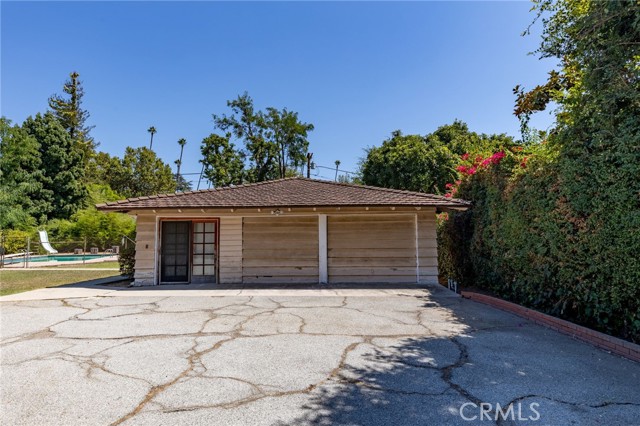 Detail Gallery Image 4 of 12 For 1640 Bedford, San Marino,  CA 91108 - 3 Beds | 3/2 Baths