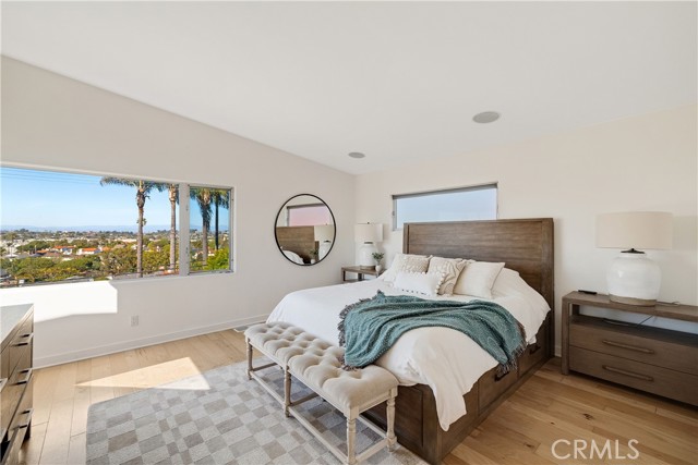 Detail Gallery Image 21 of 39 For 409 Calle Mayor, Redondo Beach,  CA 90277 - 3 Beds | 2/1 Baths