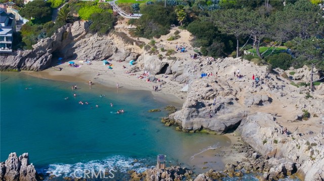 3116 Breakers Drive, Corona del Mar CA: https://media.crmls.org/medias/4061fe3e-508b-4b41-8478-1fe248febb54.jpg