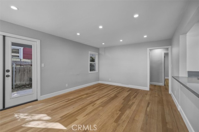 Detail Gallery Image 10 of 43 For 807 Cota, Torrance,  CA 90501 - 2 Beds | 1 Baths