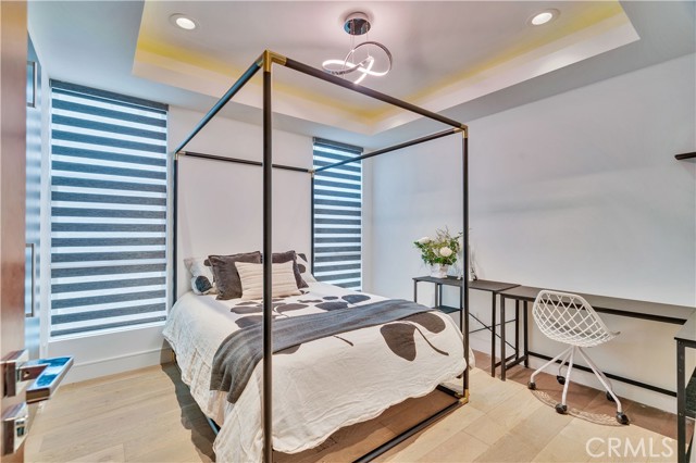 Detail Gallery Image 35 of 73 For 719 1st Pl, Hermosa Beach,  CA 90254 - 4 Beds | 4 Baths