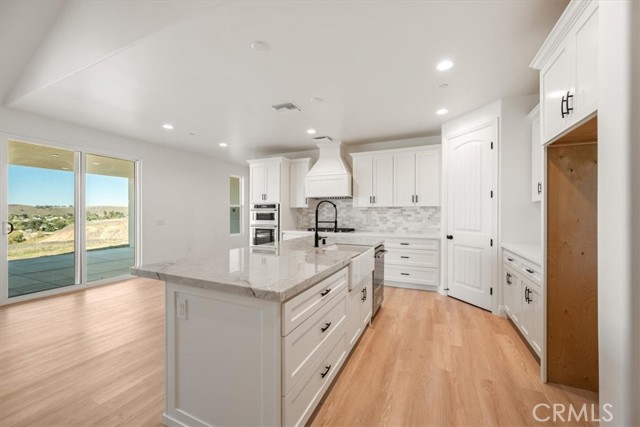 Detail Gallery Image 9 of 34 For 13165 N Bluffs, San Miguel,  CA 93451 - 4 Beds | 2/1 Baths