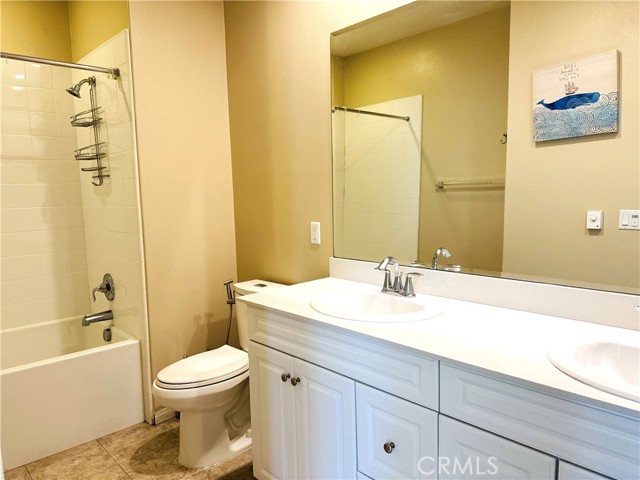 110 Desert Bloom, Irvine CA: https://media.crmls.org/medias/4063f4bc-400d-4f1f-94de-a7290e299212.jpg