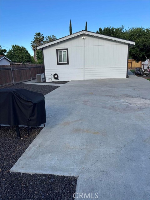 Image 30 of 31 For 627 Ventura  