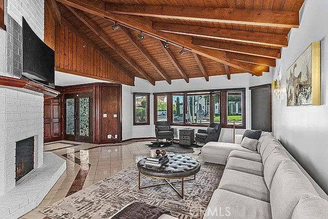 Detail Gallery Image 19 of 37 For 868 Avenida Acapulco, San Clemente,  CA 92672 - 5 Beds | 4/1 Baths