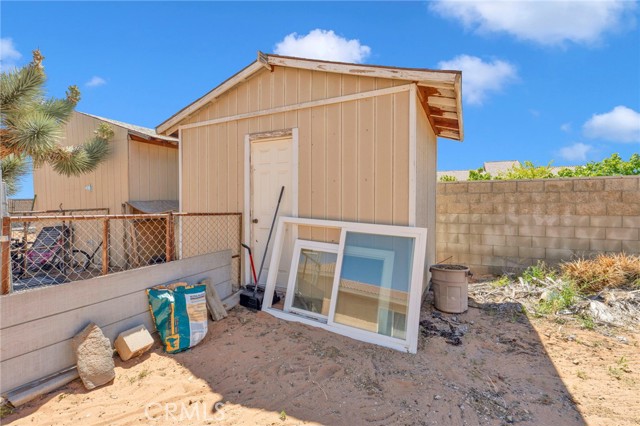 Detail Gallery Image 46 of 64 For 11331 Pasco Rd, Apple Valley,  CA 92308 - 4 Beds | 2/1 Baths