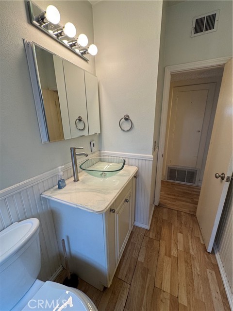 Detail Gallery Image 10 of 19 For 249 E Wilson, Costa Mesa,  CA 92627 - 3 Beds | 2 Baths