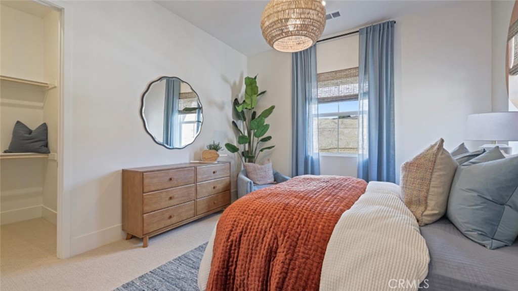 MLS #OC25153896 img 20