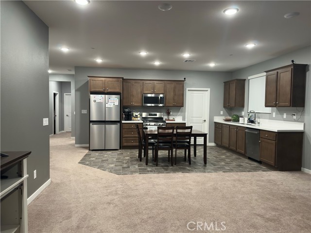 Detail Gallery Image 2 of 16 For 1351 Fiddleleaf, Banning,  CA 92220 - 3 Beds | 2 Baths