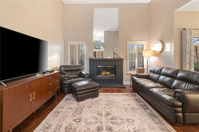 Detail Gallery Image 8 of 29 For 28966 Shadow Creek, Highland,  CA 92346 - 2 Beds | 2 Baths