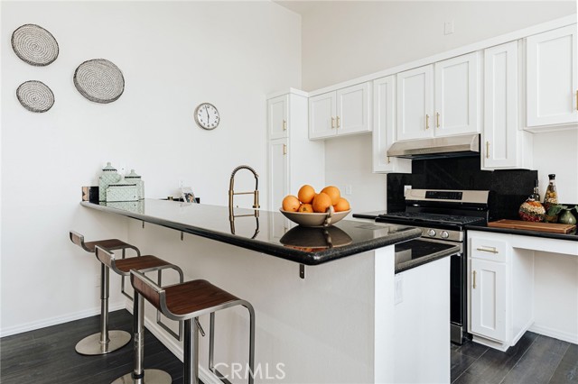 4652 Don Lorenzo Drive A, Los Angeles, CA, 90008 4652 Don Lorenzo Drive A, Los Angeles, CA, 90008