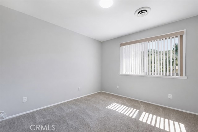 Detail Gallery Image 18 of 33 For 25030 Atwood Bld, Newhall,  CA 91321 - 4 Beds | 2 Baths
